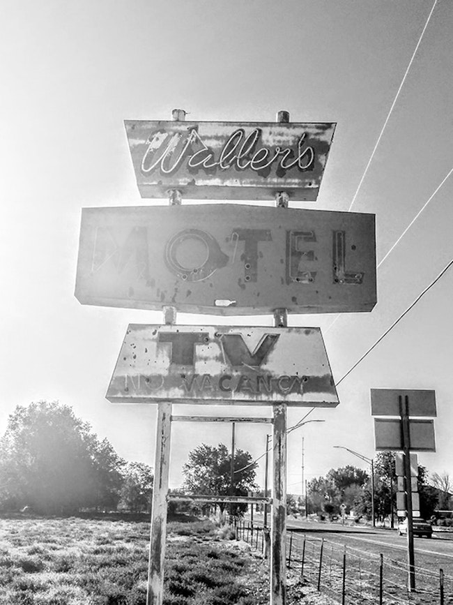 Nampa Idaho Motel Sign