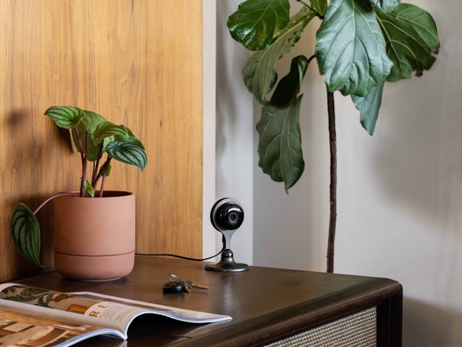 Choosing the Right Indoor Security Camera | 2022