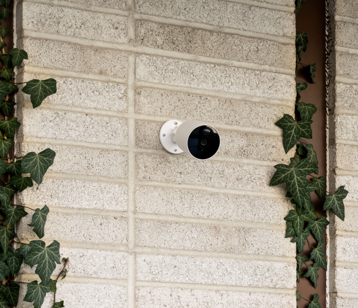Cove exterior home security camera.