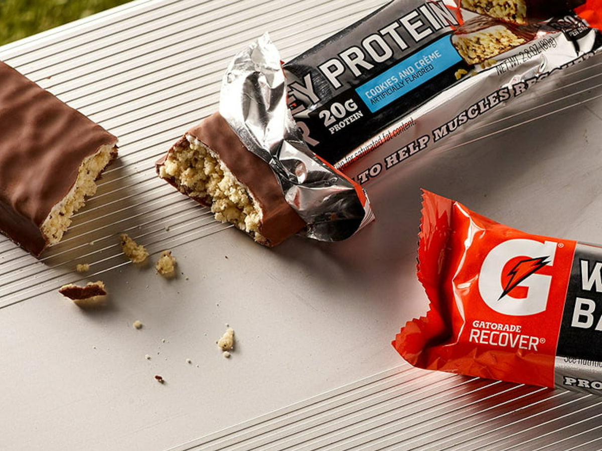 Gatorade Recover Cookies and Creme Protein Bar (2.8oz) Gatorade