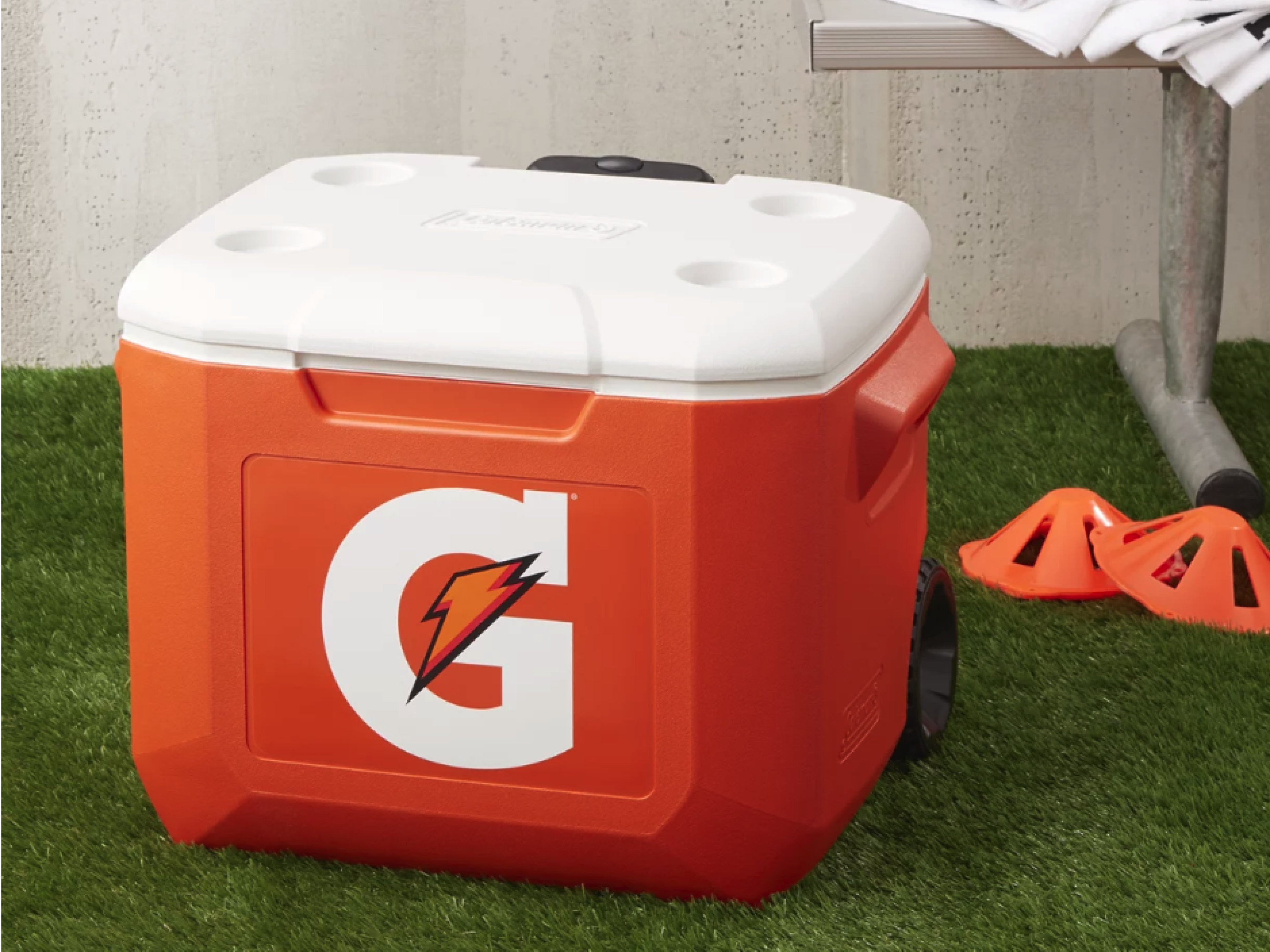 Gatorade Rolling Ice Chest on Turf