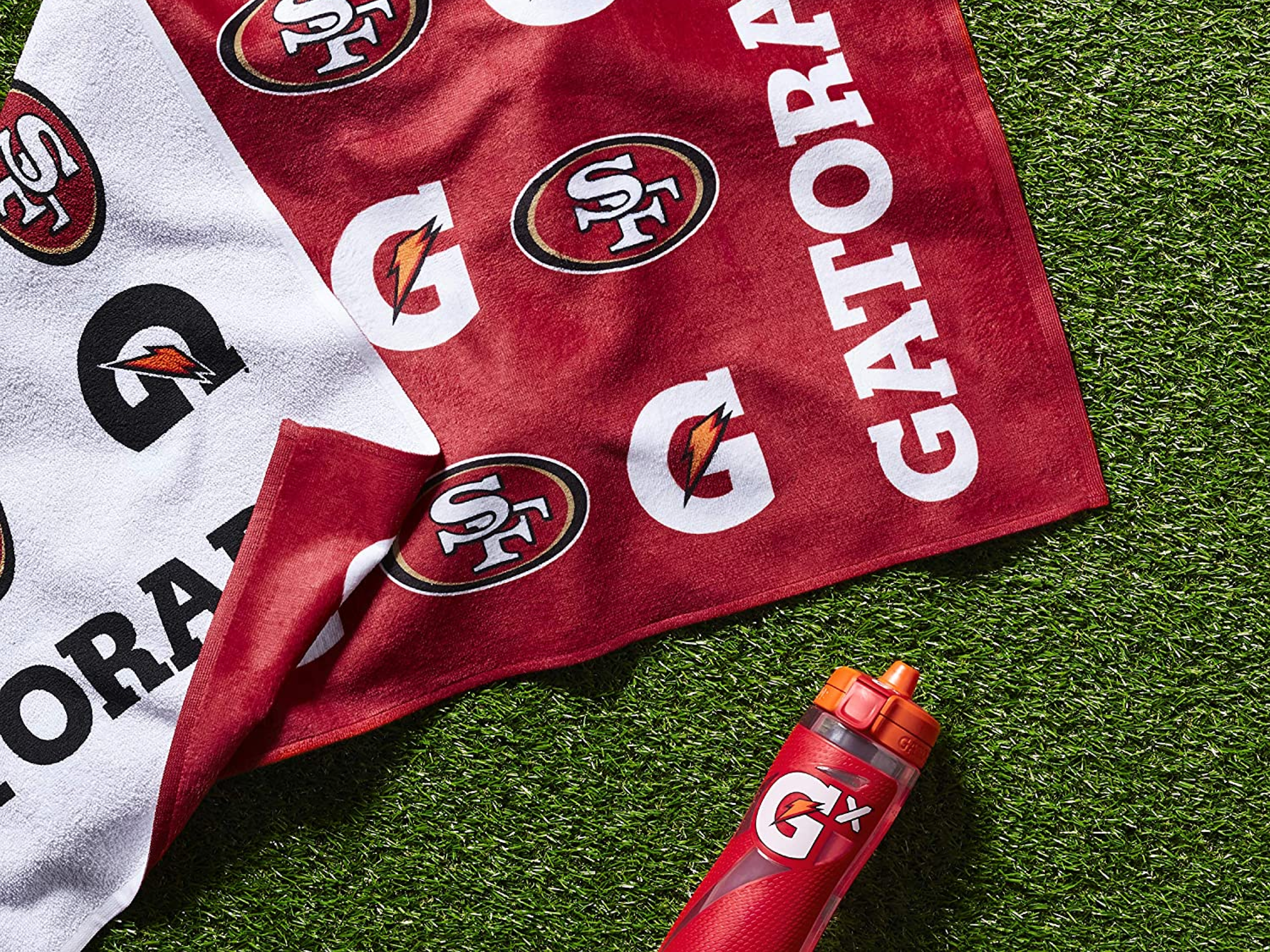 San Francisco 49ers Pro Towel on Turf
