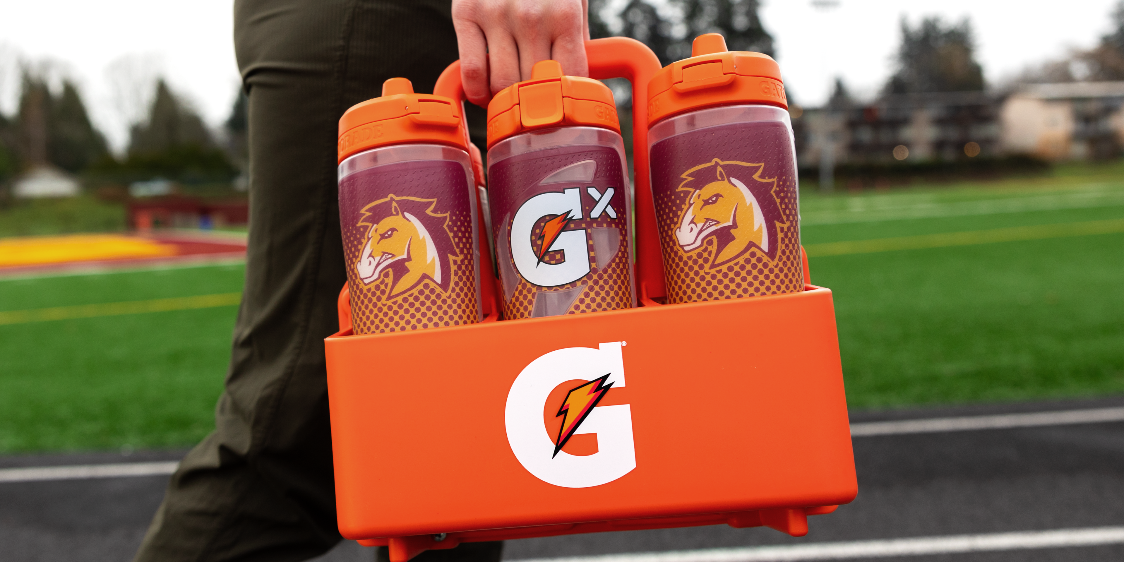 Fully customizable bottles with horse mascot