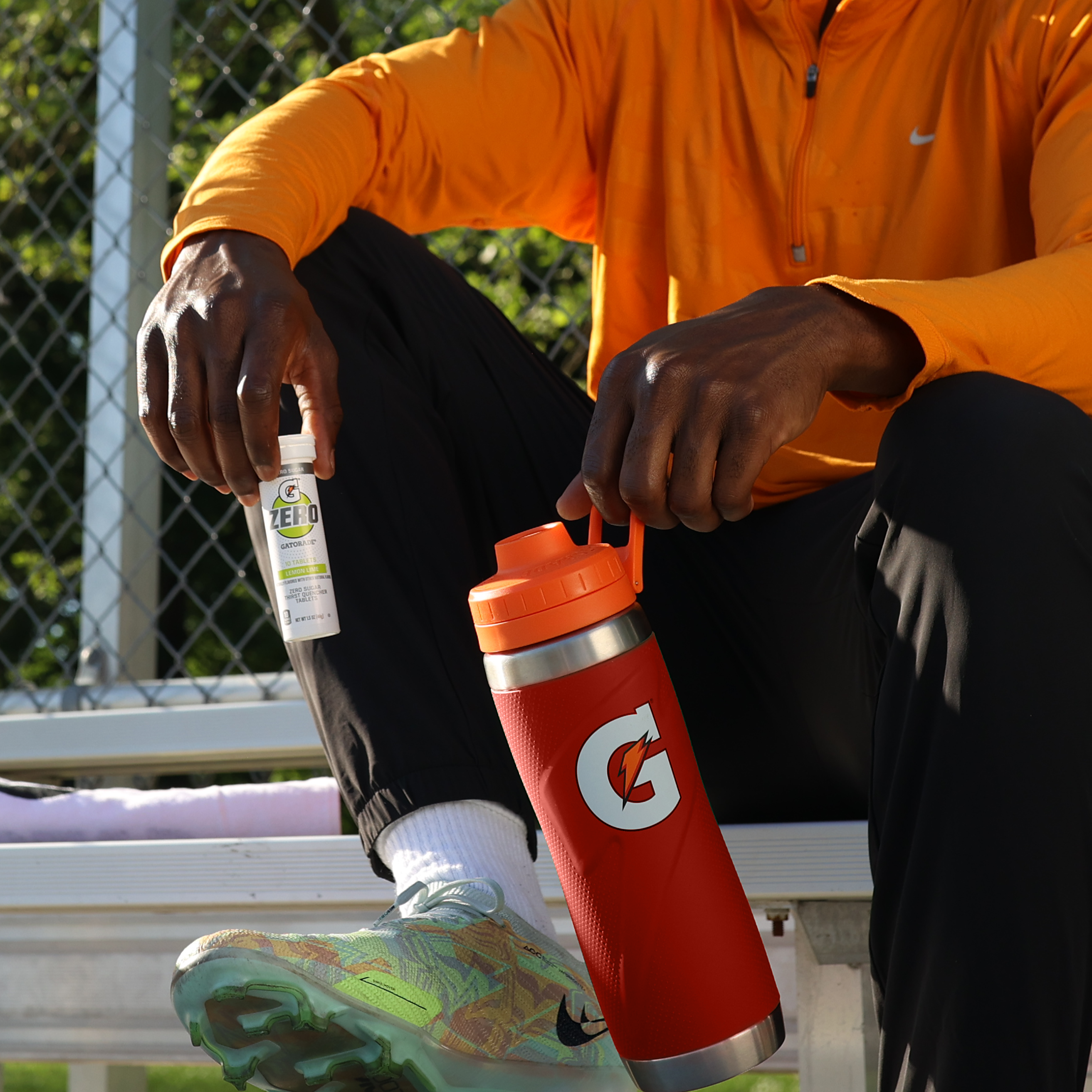 G Zero Tablets with Red Stainless Steel Bottle