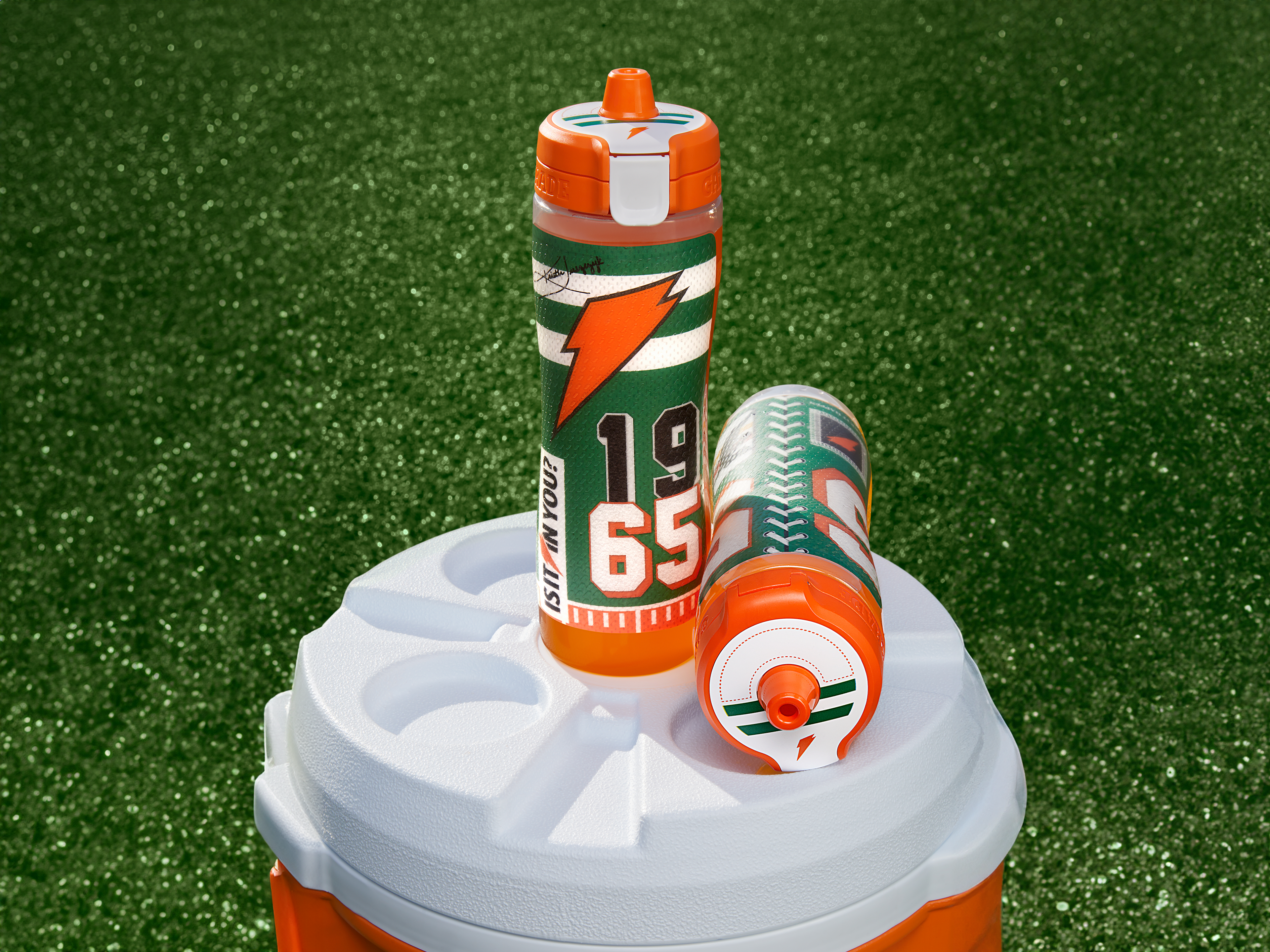 Gatorade x Kristin Juszczyk Bottle