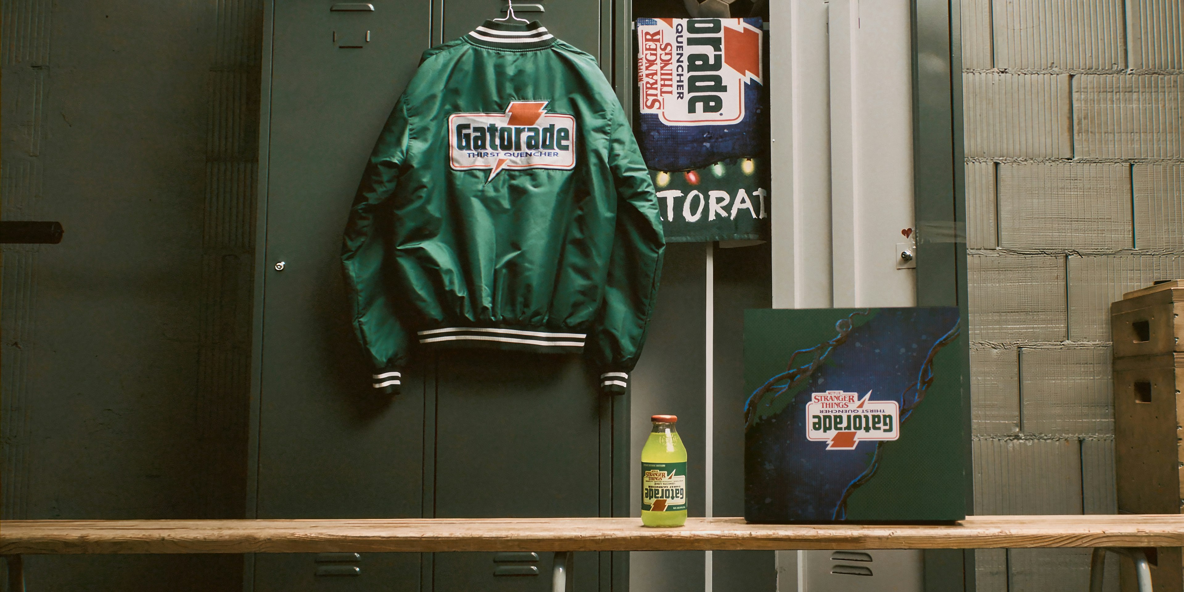 stranger things upside down capsule in locker room
