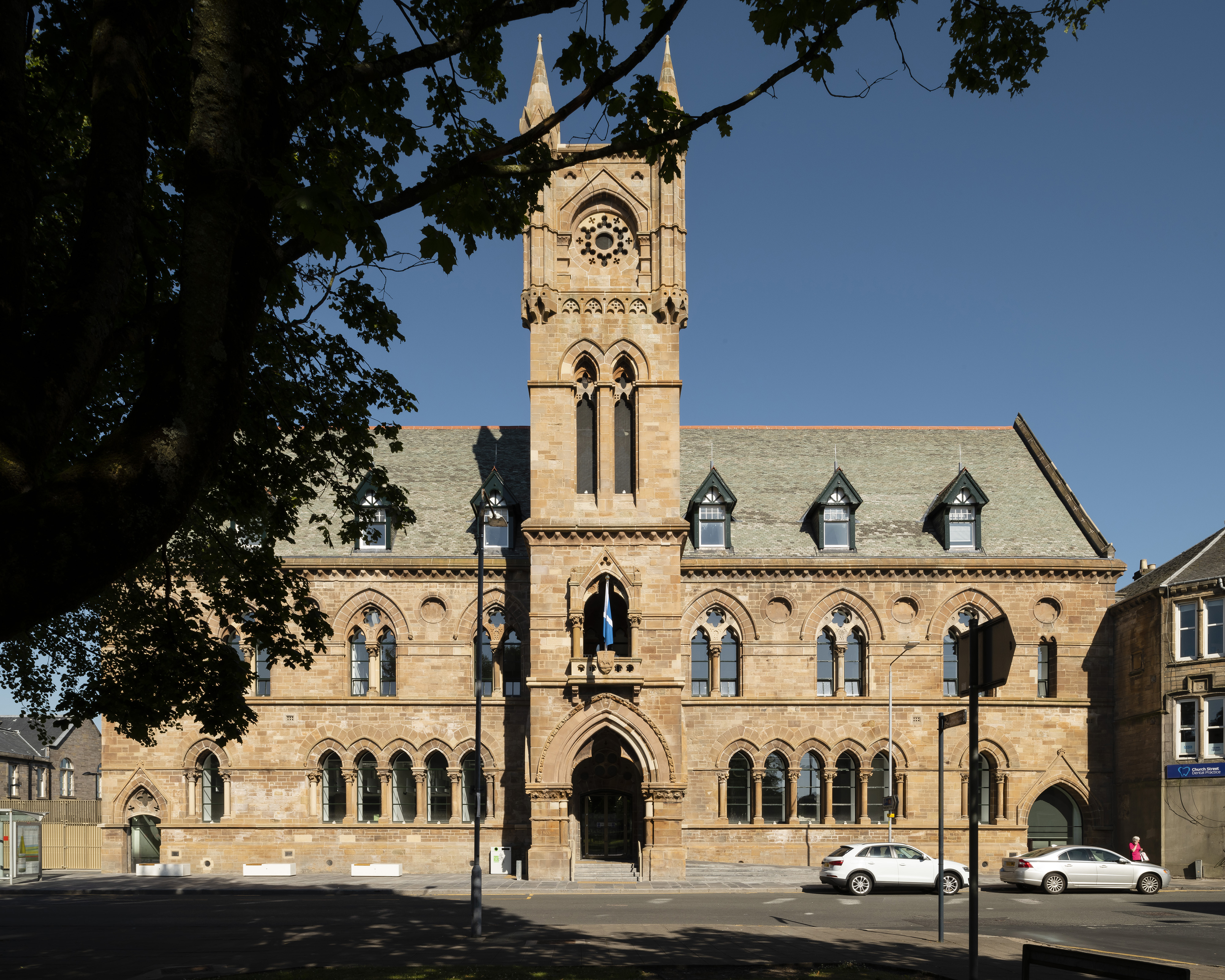 West Dunbartonshire Council Office’s Curtins