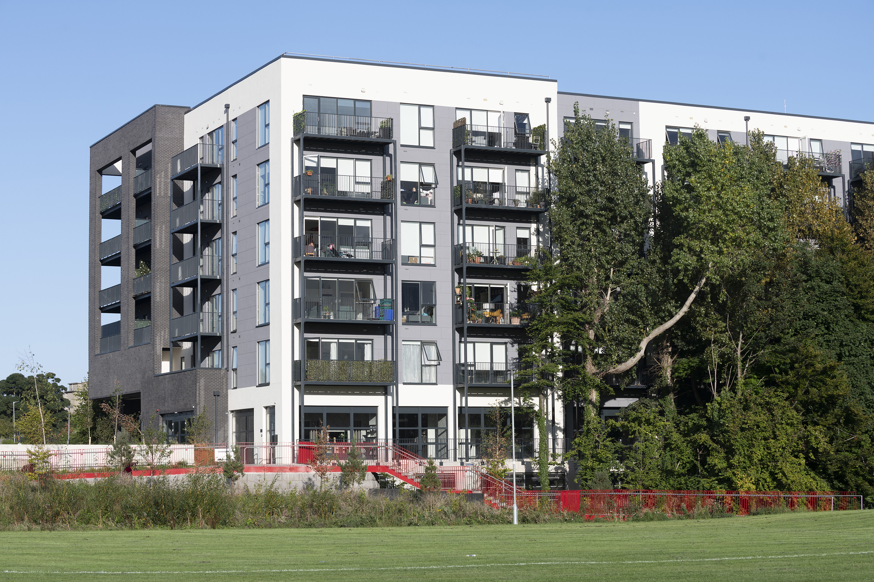 Joinery Pottery Road, Mentec House