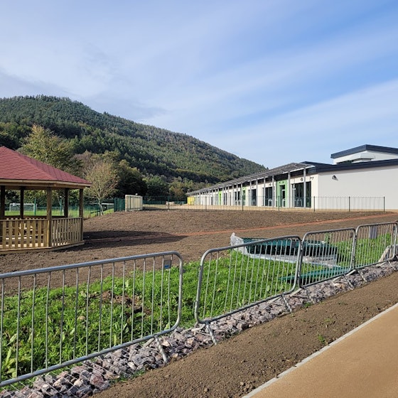 Cwm Gwyddon Primary School