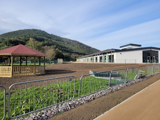Cwm Gwyddon Primary School