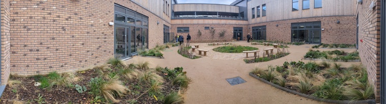 Ysgol Robert Owen