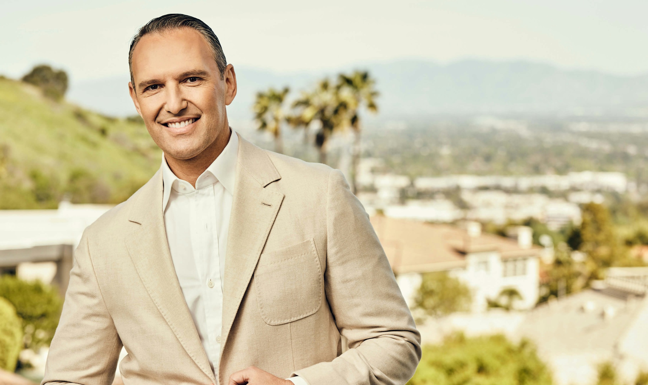 Dr. Arthur Glosman, cosmetic dentist in Beverly Hills