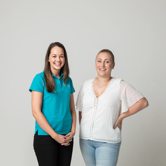 Support nurse with woman with ovarian cancer