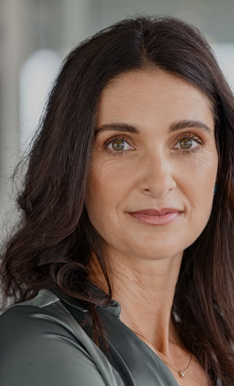 Smiling middle aged woman.