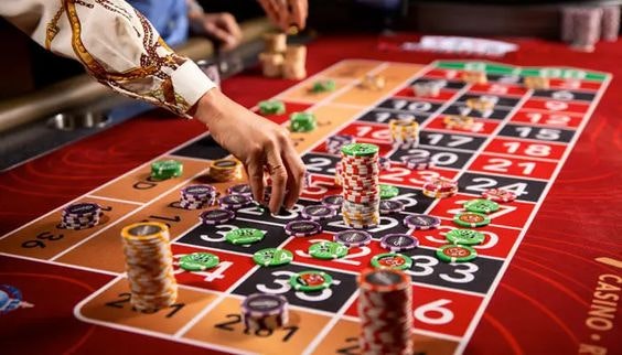 Apostas no jogo de roleta americana em cassino ao vivo online