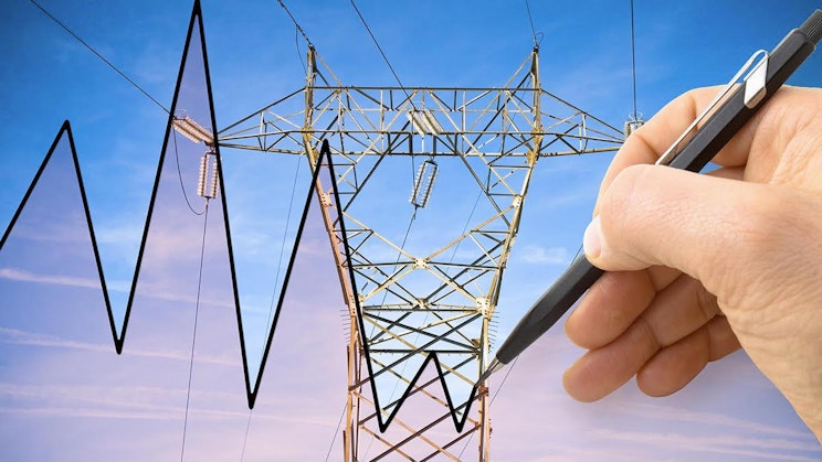 käsi kirjoittaa kynällä paperille