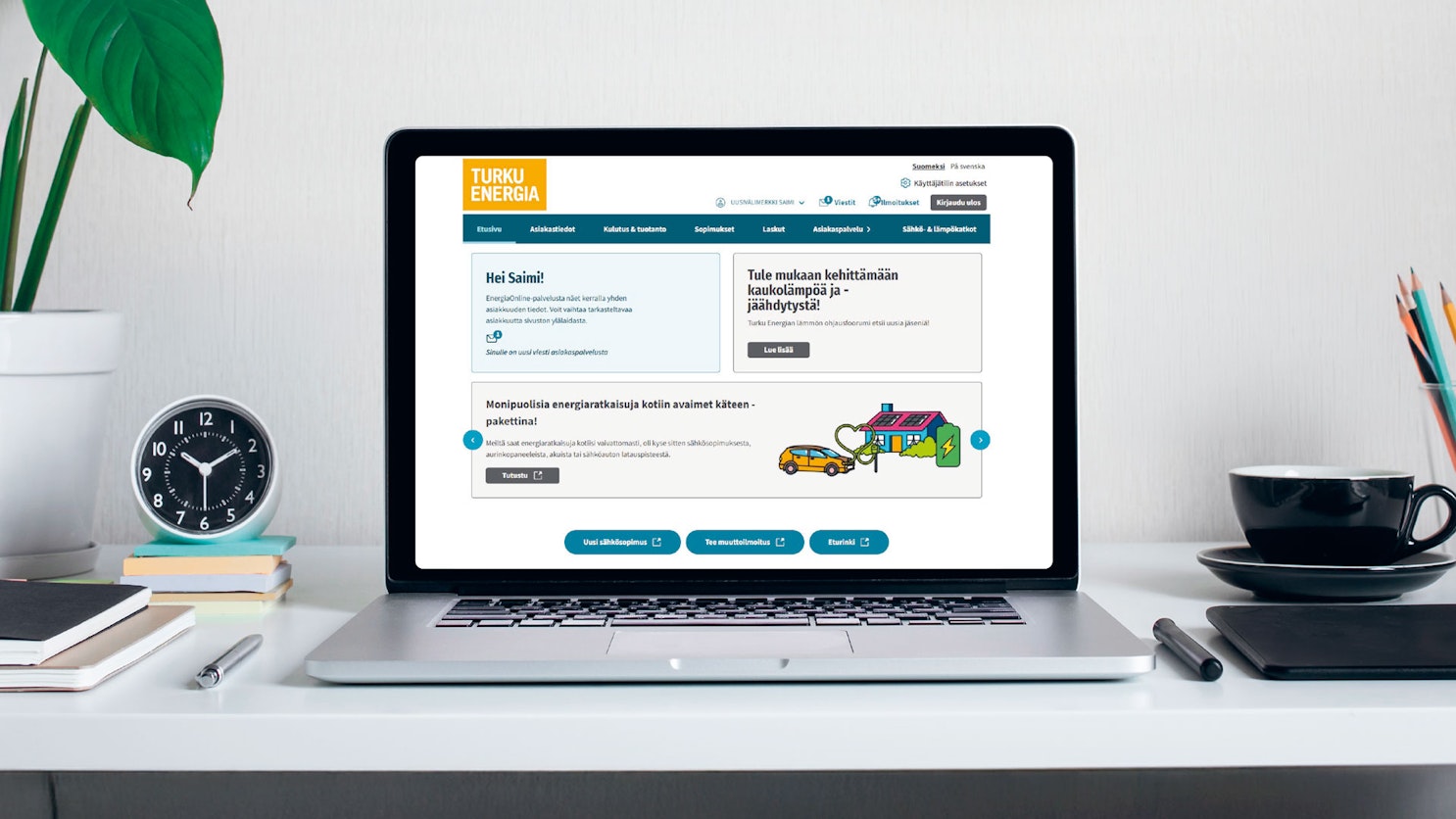 Läppäri on auki ja näytöllä näkyy uudistunut EnergiaOnline-palvelu.