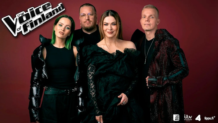 Neljä The Voice of Finland -ohjelman juontajaa.