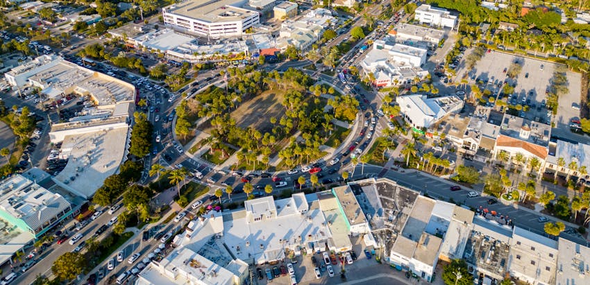 picture of the top of buildings