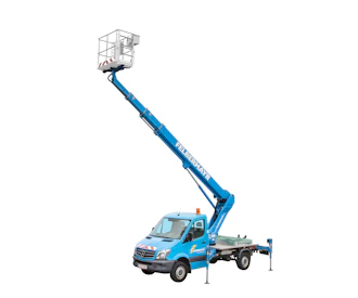 Felbermayr F-33 LTK lkw arbeitsbuehne felbermayr f33 ltk von der seite ausgefahren