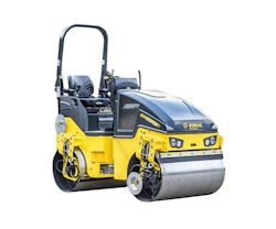 Tandemwalze Bomag BW 120 AD-5 online mieten tandemwalze bomag bw 120 ad 5 schraeg von vorne