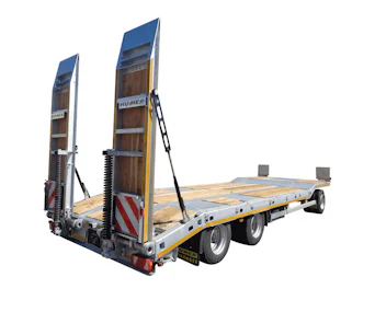 anhaenger humer 3 achs tieflader von vorne