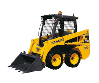Kompaktlader Komatsu SK510 online mieten kompaktlader komatsu sk510 schraeg von vorne