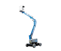 Gelenkteleskopbuehne Genie Z33-18 schraeg von vorne
