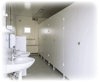 Sanitärcontainer MW20 von Mobilbox online mieten Sanitärcontainer MW20 von Mobilbox von innen