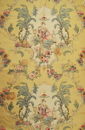 Dekorationsstoff, "Chinoiserie", Stoffdruck, Ende 19. Jh. Inv.Nr. 1996_8 Objekt aus der Textilsammlung
