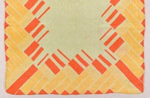 Foulard für Damen, Stoffdruck, Crêpe de Chine, 1920er Jahre. Inv.Nr. 1987_296_1 Objekt aus der Textilsammlung