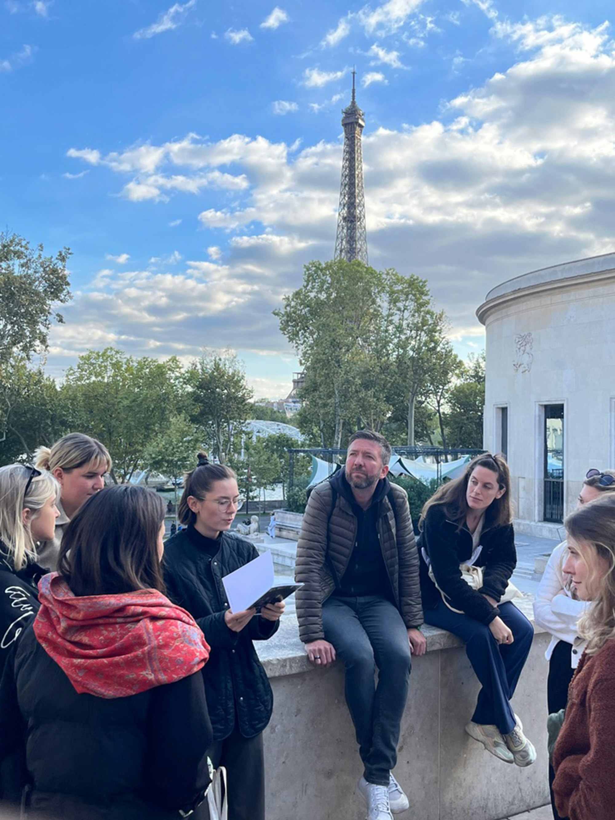 HF Kommunikationsdesign im Raum auf Studienreise in Paris