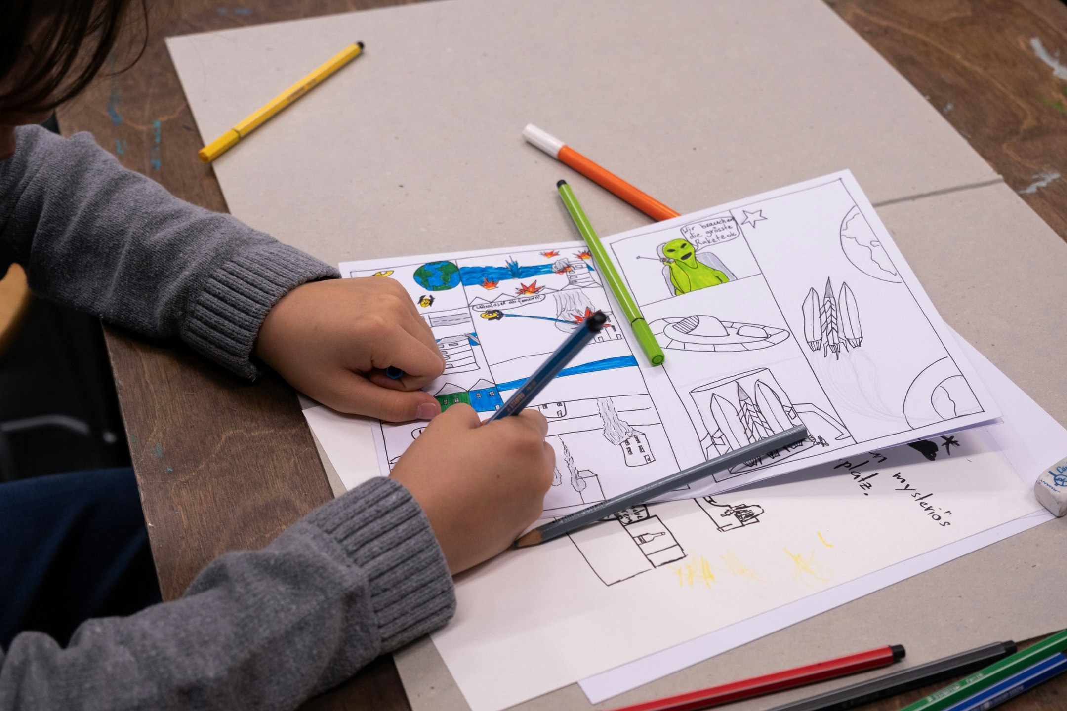 Comiczeichnungen, Kind das zeichnet