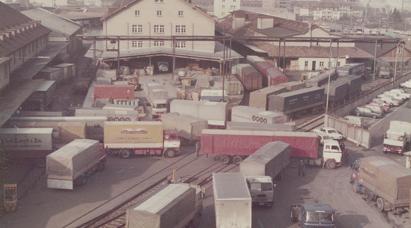 Zollfreilager Basel-Münchenstein, 1976 | Archiv Christoph Merian Stiftung Lastwagenverkehr vom 16.–23. Februar 1976
