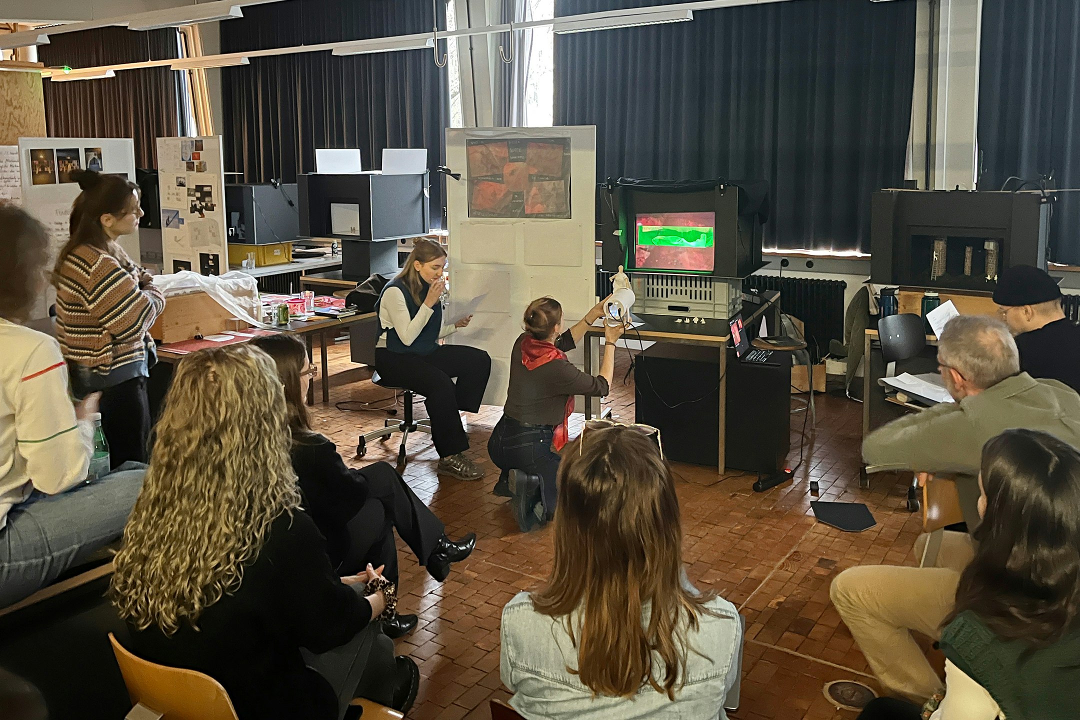 HF RG Einblick Präsentation Bühnenbild