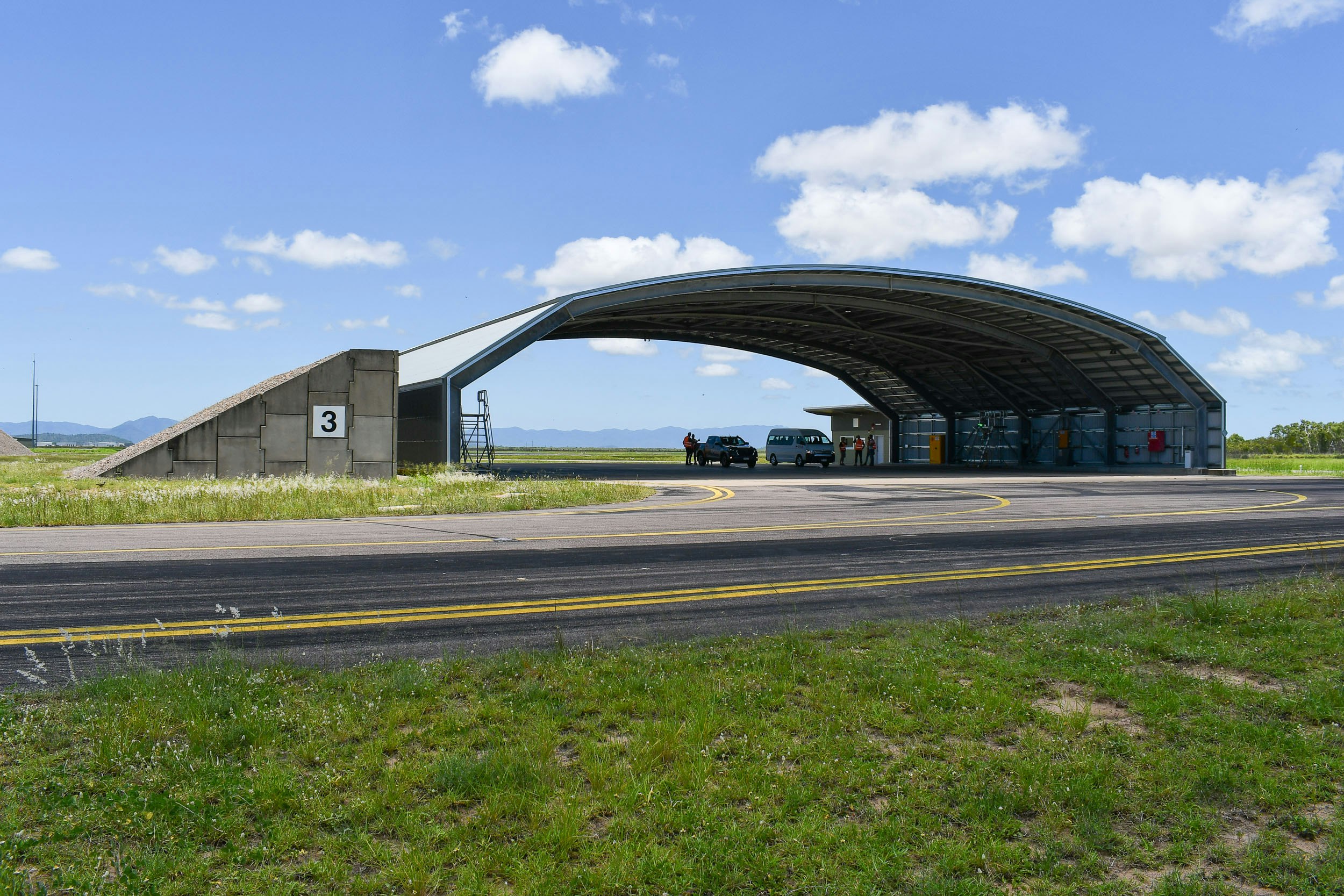 RAAF Townsville Ordnance Loading Apron Roof Refurbishment