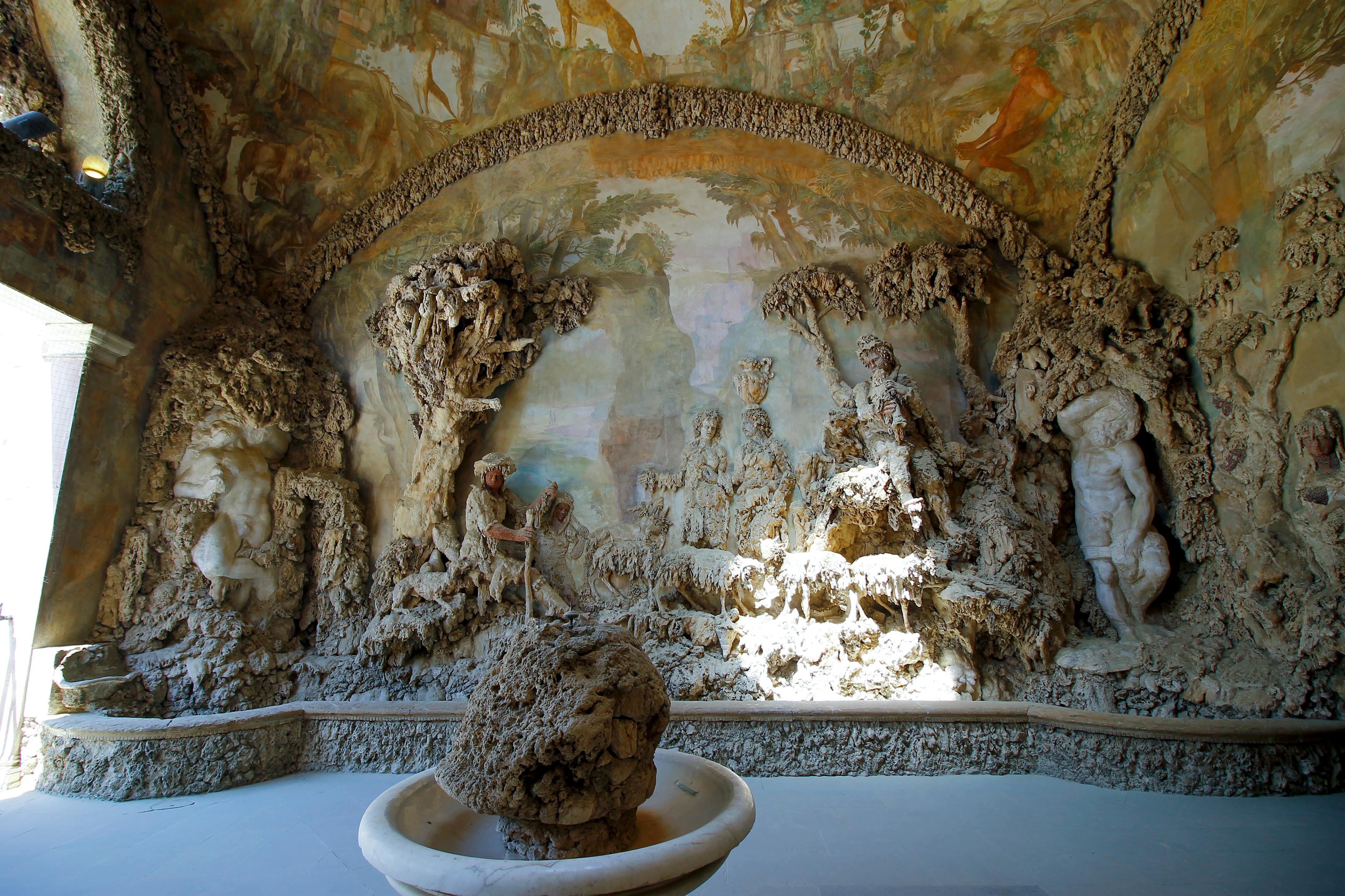 Buontalenti Grotto (Grotta di Buontalenti)