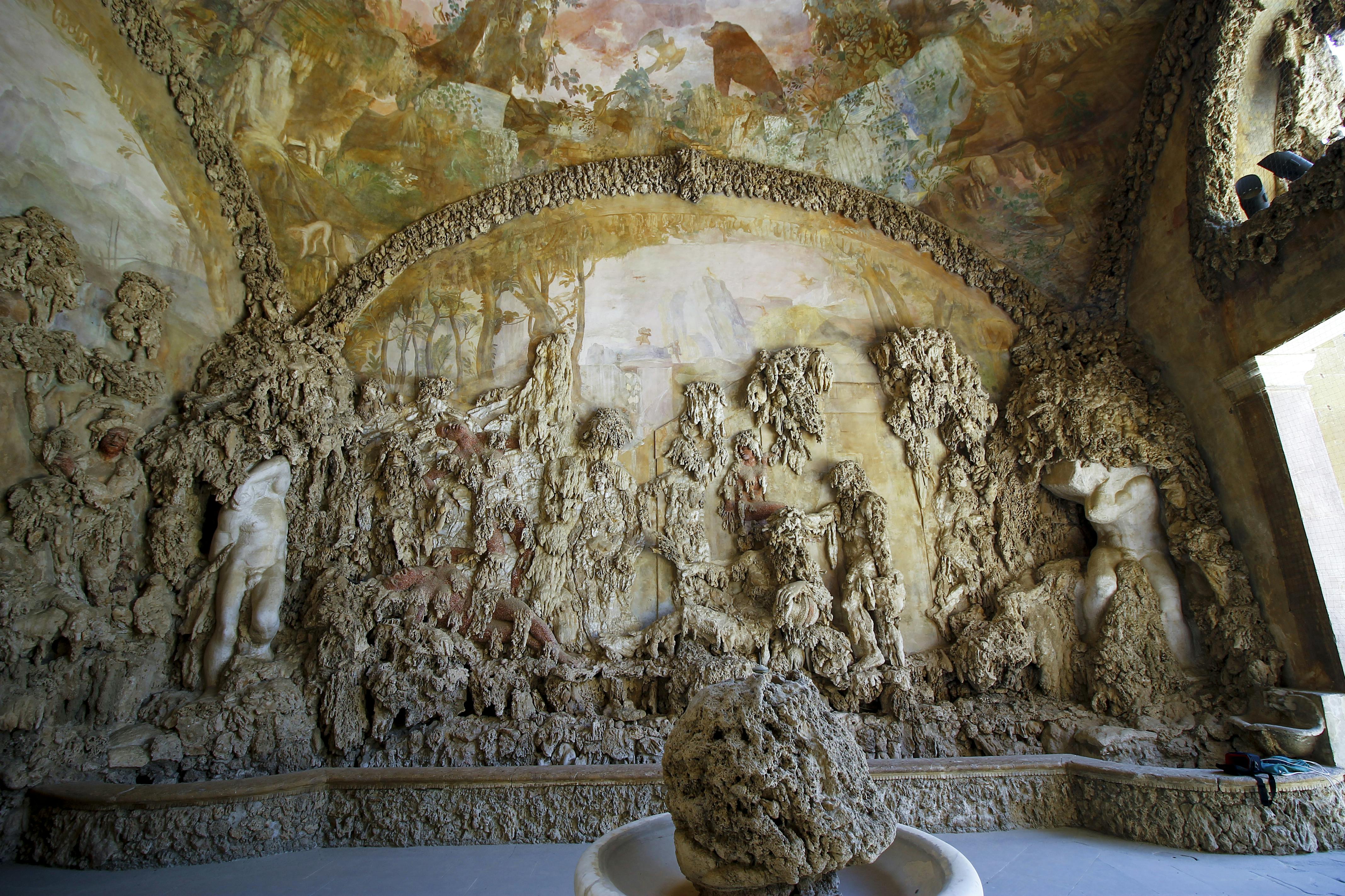 Buontalenti Grotto (Grotta di Buontalenti)