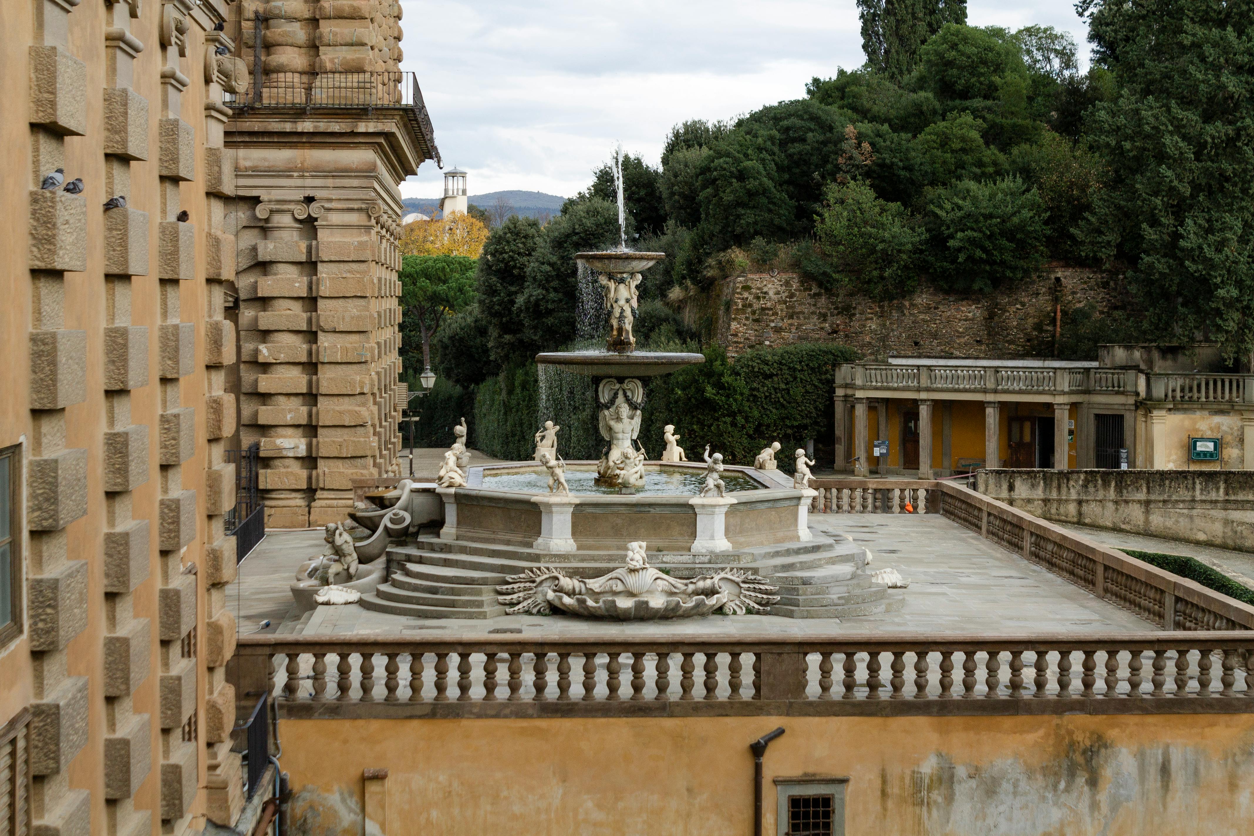 Artichoke Fountain