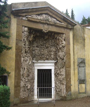 Madama Grotto (Grotta di Madama)