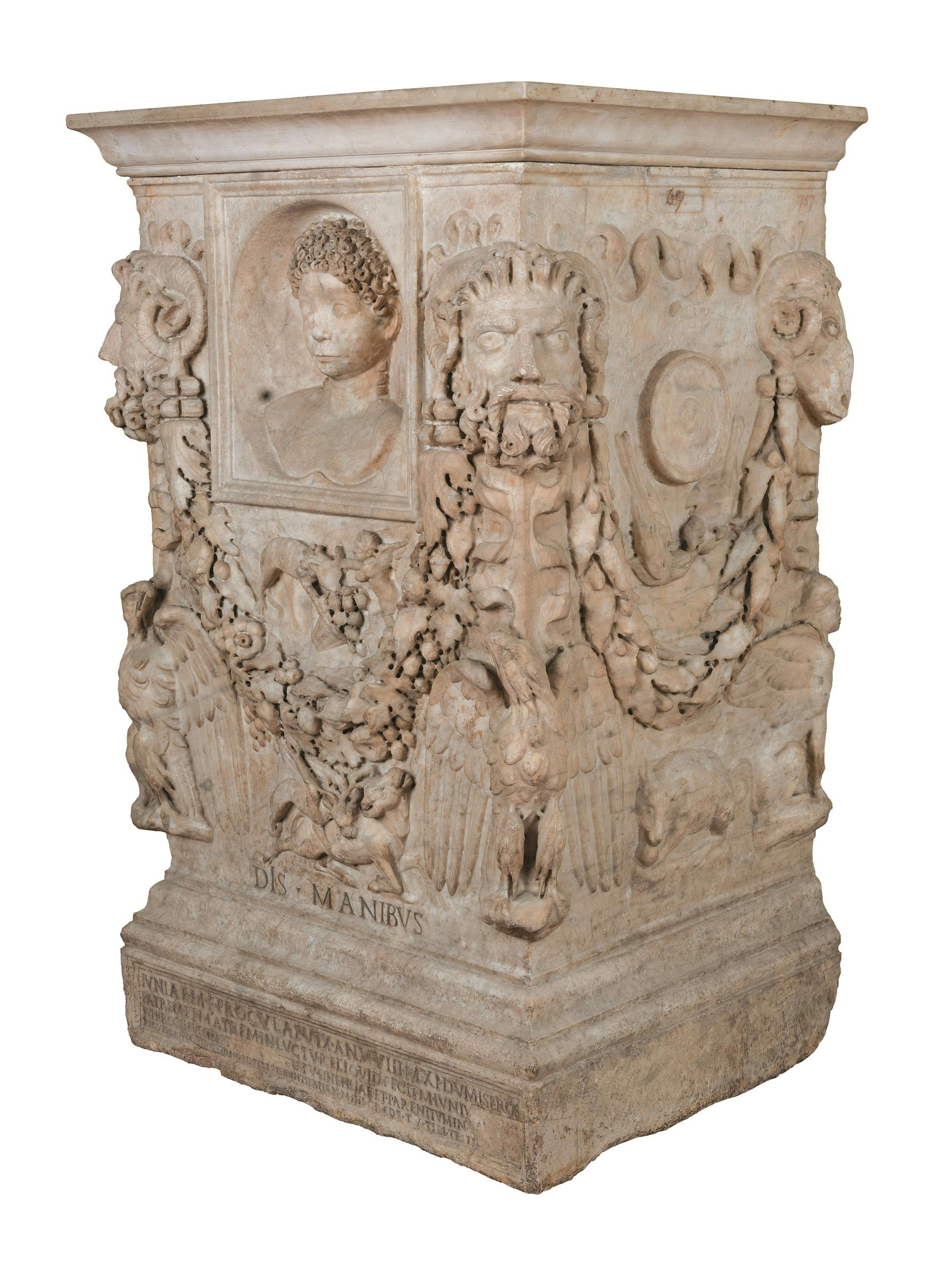 Altar in honor of Junia Procula. Front.