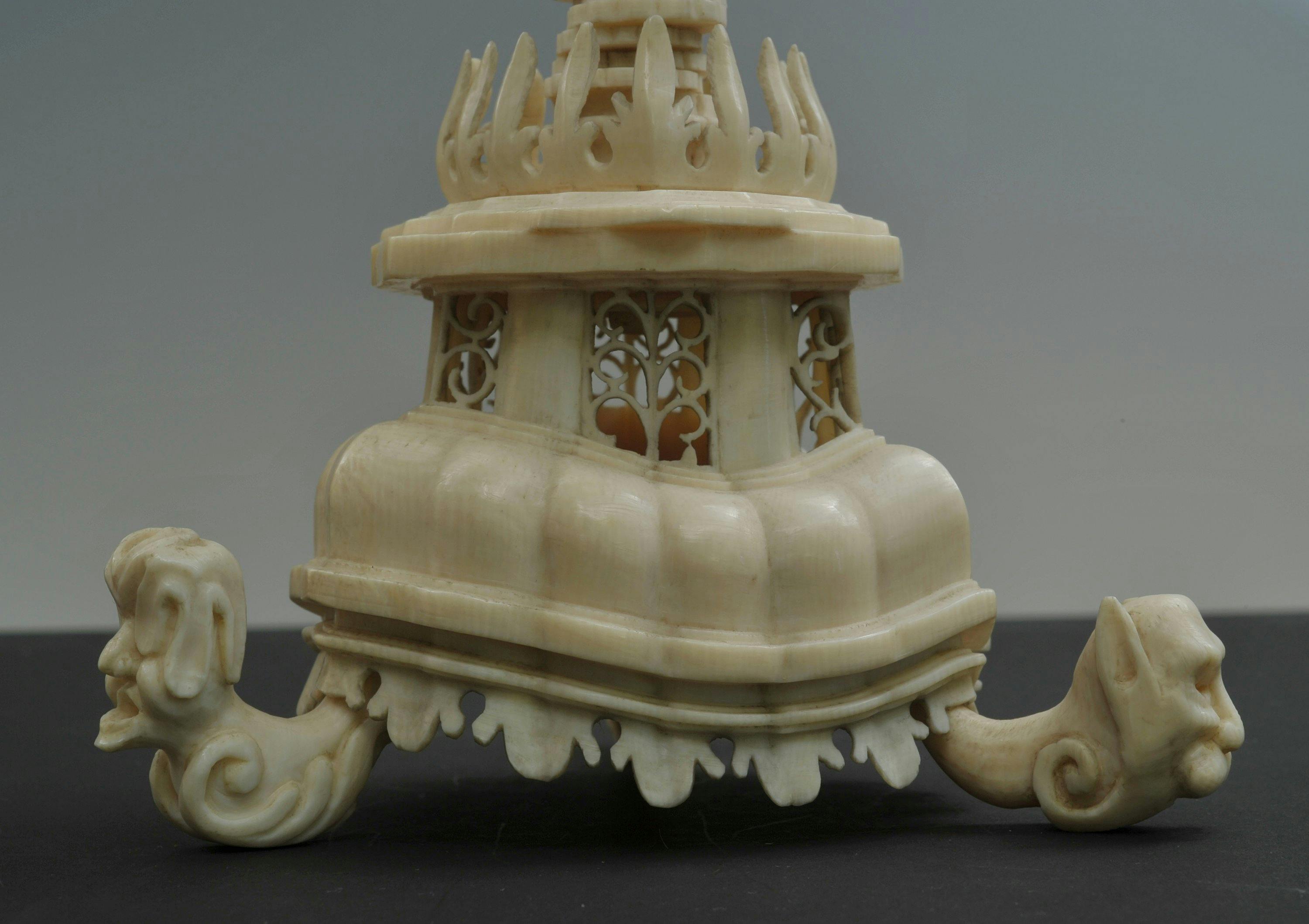 Vaso con coperchio