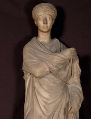 "Piccola Ercolanese” type female statue