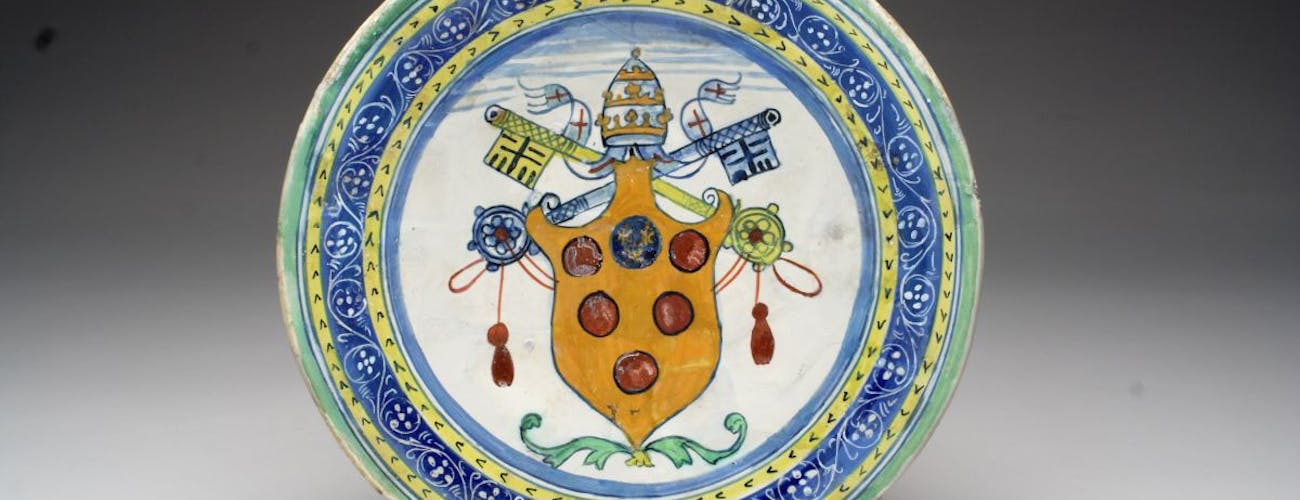 The Ceramics of Montelupo and the Uffizi. A gallery of comparisons The Ceramics of Montelupo and the Uffizi. A gallery of comparisons