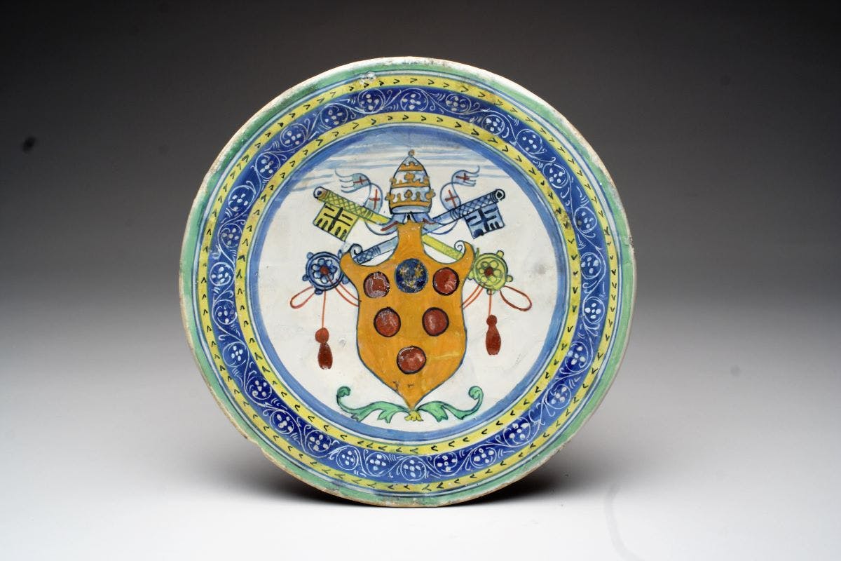 The Ceramics of Montelupo and the Uffizi. A gallery of comparisons
