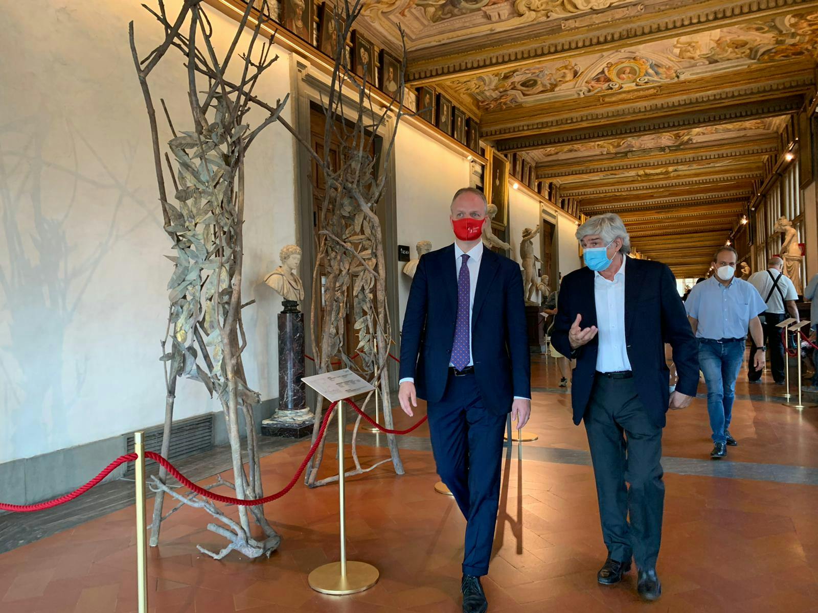 Summer at the Uffizi: opening of the exhibition by Giuseppe Penone