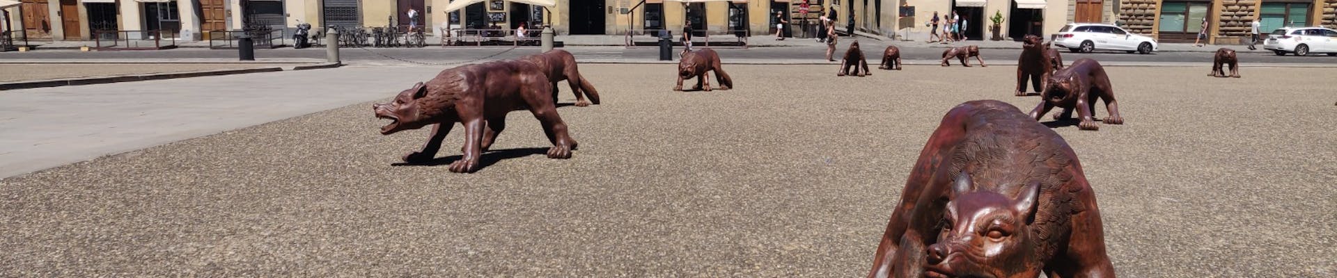I lupi del maestro cinese Liu Ruowang esposti in piazza Pitti e piazza Santissima Annunziata I lupi del maestro cinese Liu Ruowang esposti in piazza Pitti e piazza Santissima Annunziata