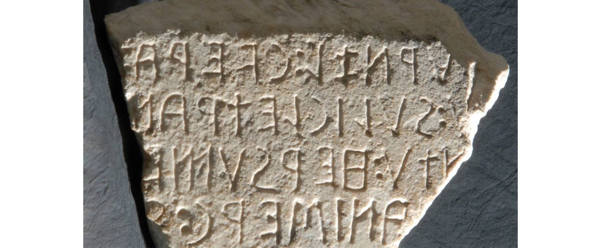 Lingua e scrittura degli Etruschi Lingua e scrittura degli Etruschi