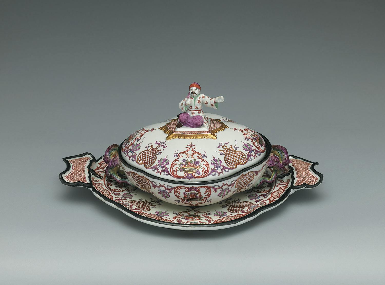 The Princes' Fragile Treasures. The Paths of Porcelain between Vienna and Florence