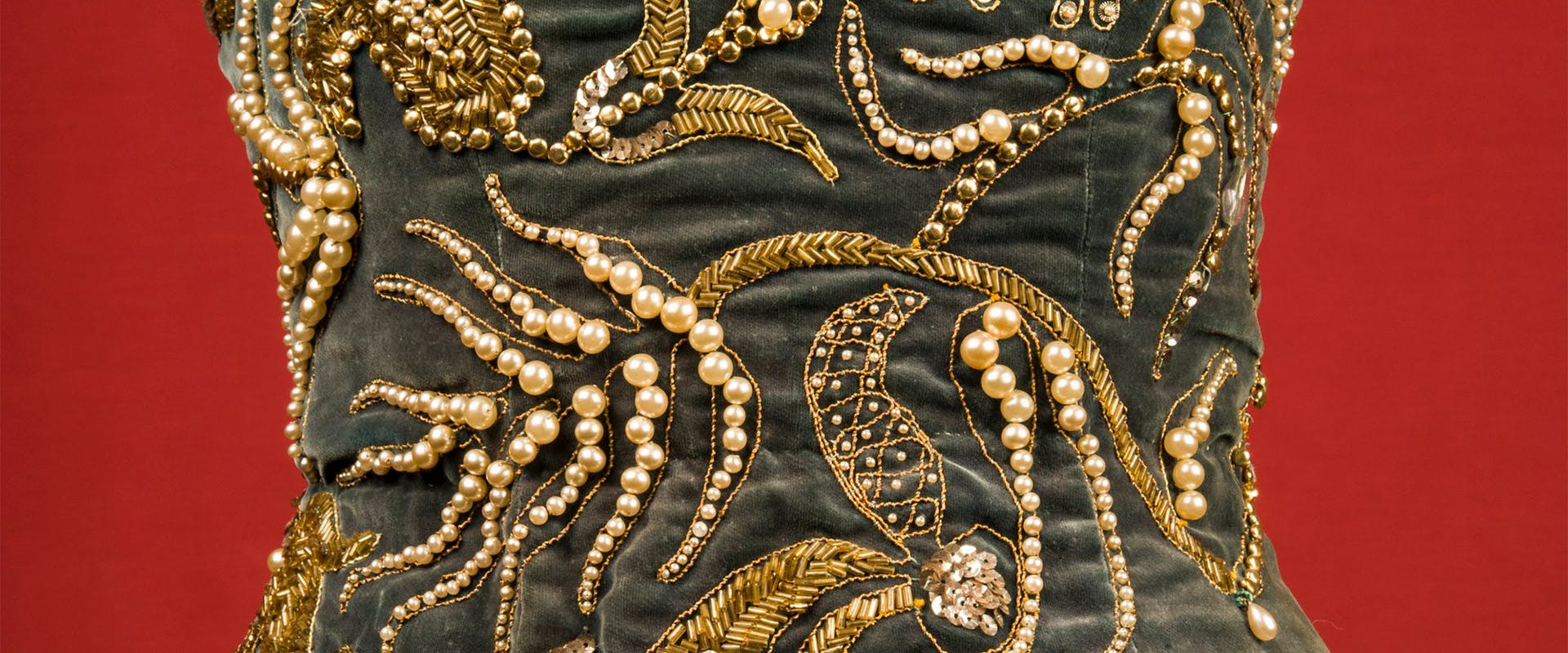 Fashion: similarities and differences Fashion: similarities and differences